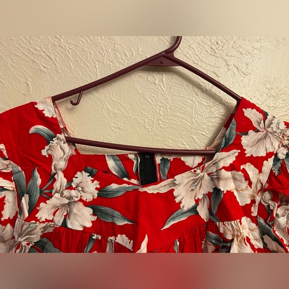 Royal creations dress - Picture 4 of 7